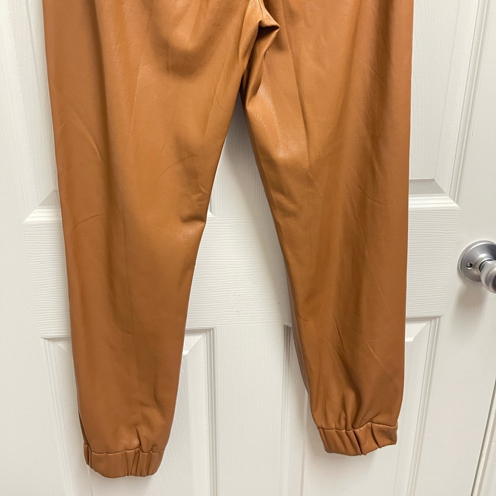 Alice + Olivia Camel Brown Faux Leather Joggers - Picture 9 of 12